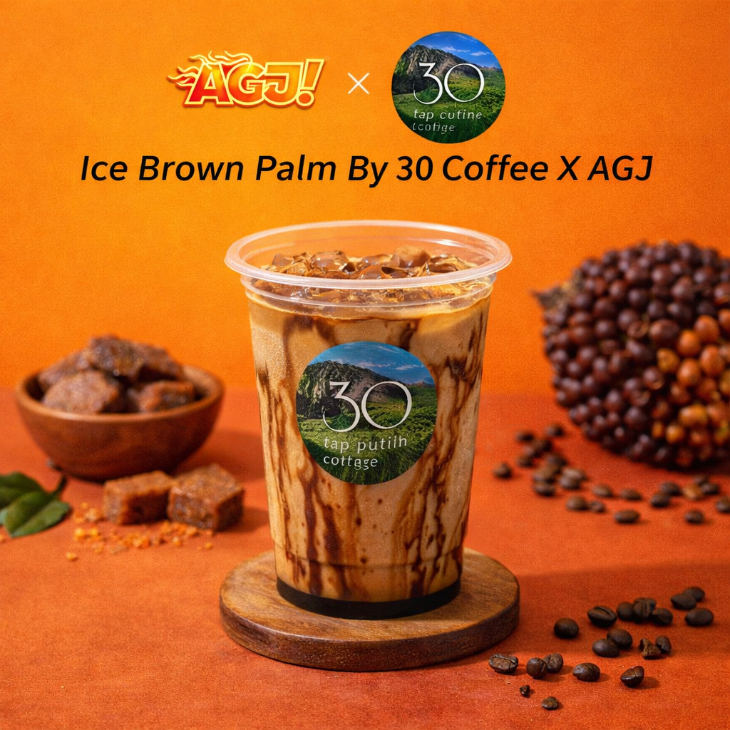 es kopi susu gula aren topped with premium Coffee, strong coffee for your working mood